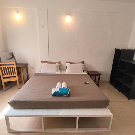 J-House, Spacious Apartments With Balconies, Thalassa 1Min Away Siolim Esterno foto