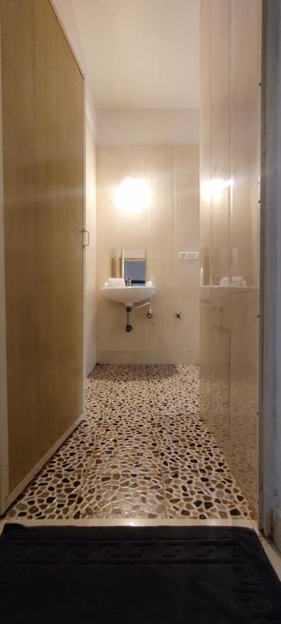 J-House, Spacious Apartments With Balconies, Thalassa 1Min Away Siolim Esterno foto