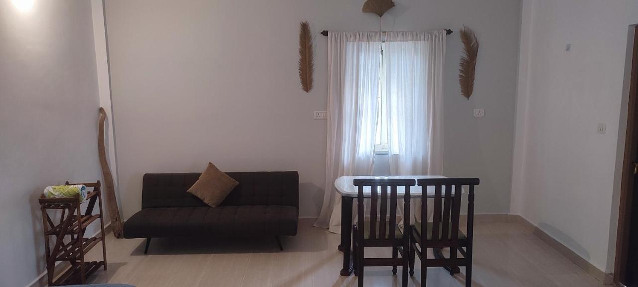 J-House, Spacious Apartments With Balconies, Thalassa 1Min Away Siolim Esterno foto