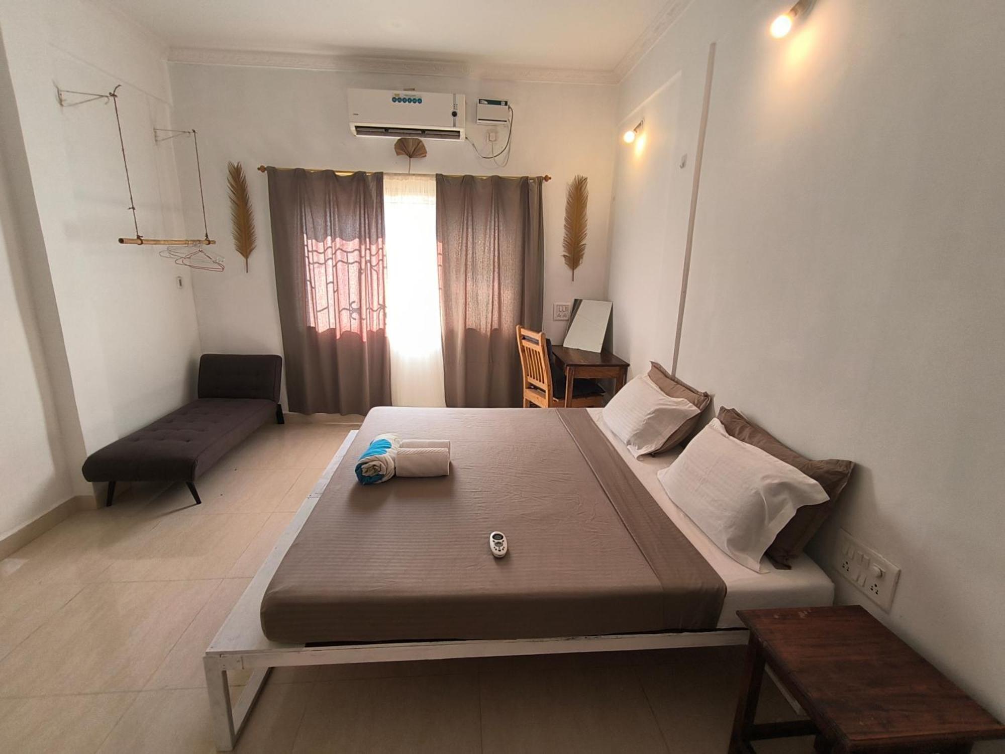 J-House, Spacious Apartments With Balconies, Thalassa 1Min Away Siolim Esterno foto